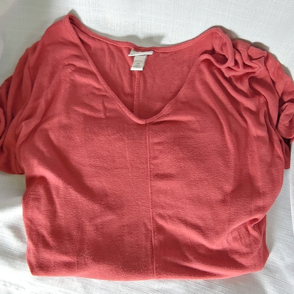 Ava & Viv Tops - Nice Coral Colored Thin Sweater V Neck T Shirt